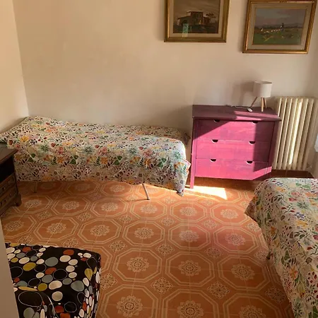 Lo Zoccolo Apartment *